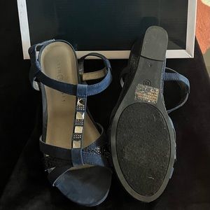 Karen Scott Sandals